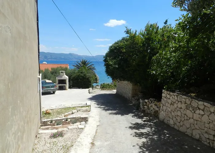 Eli Apartment Lumbarda