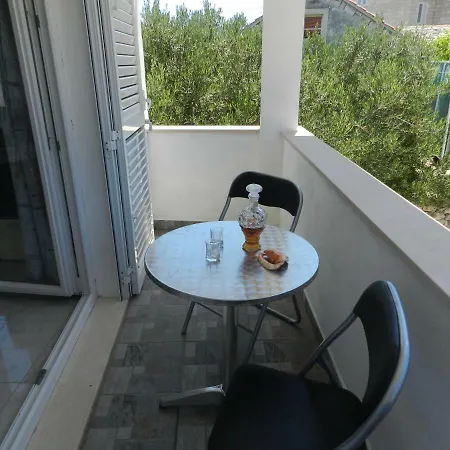 Eli Apartmán
